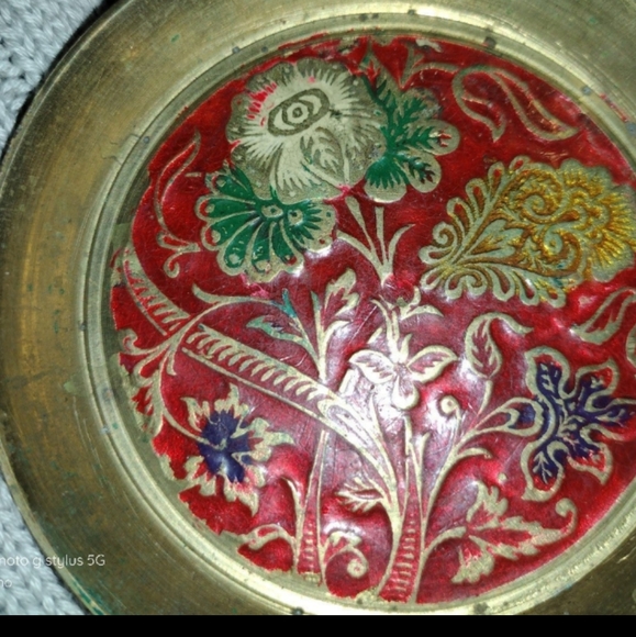 Enameled Brass trinket box and trinket dishes set of 3 pieces ANTIQUE - Picture 4 of 7